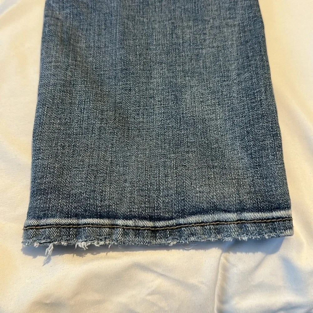 Women’s Silver Britt Capri Size 28